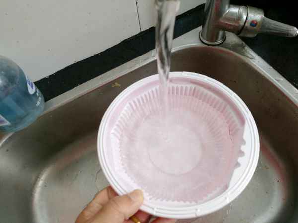 钓鱼的蚯蚓用不完怎么保存,鱼食蚯蚓怎么保存能多活几天