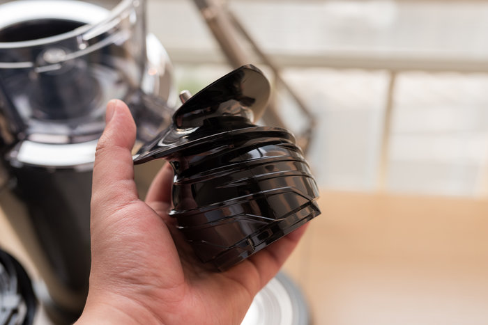 榨汁机惠人h100出汁率 (惠人第四代榨汁机使用方法)