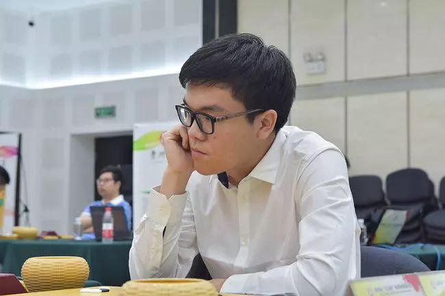 陈耀烨9段与柯洁4段围棋比赛2016,柯洁陈耀烨世界冠军
