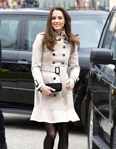 巴宝莉为什么烧奢侈品,巴宝莉烧毁库存事件