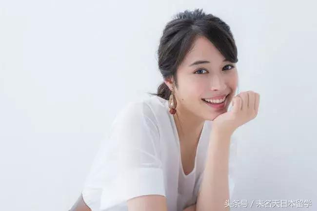 日本代言人广告视频,日本著名的广告代言人