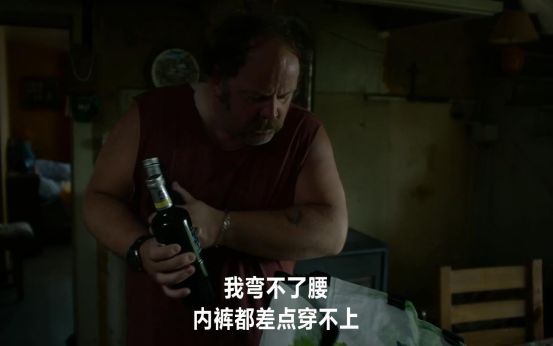 受不了原生家庭的疼，他选择杀死自己来获得重生