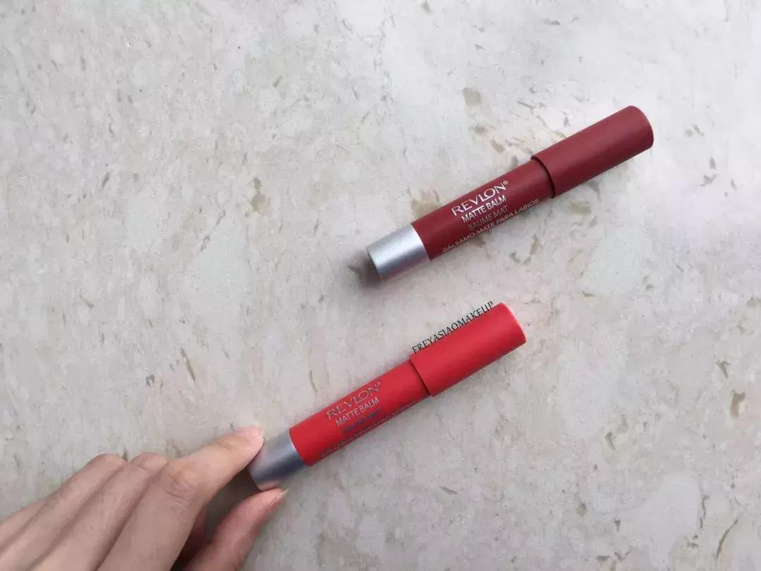 试色唇膏正红,露华浓哑光丽彩唇膏017和024