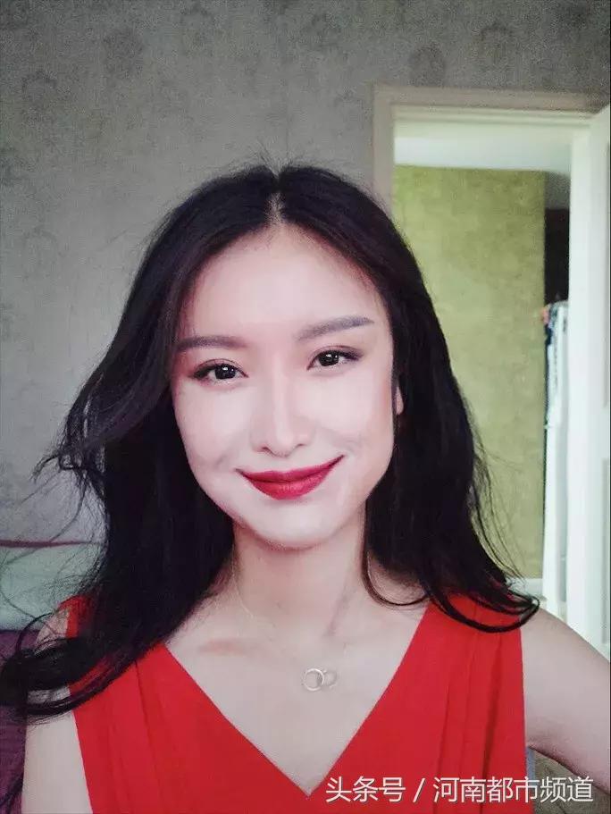 27岁重庆妹子化妆成蒙娜丽莎，狂吸60万粉，卸妆后模样！