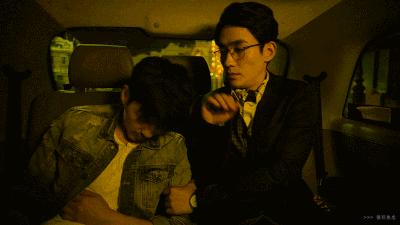 朱一龙自己采访自己尬聊,朱一龙自己尬聊