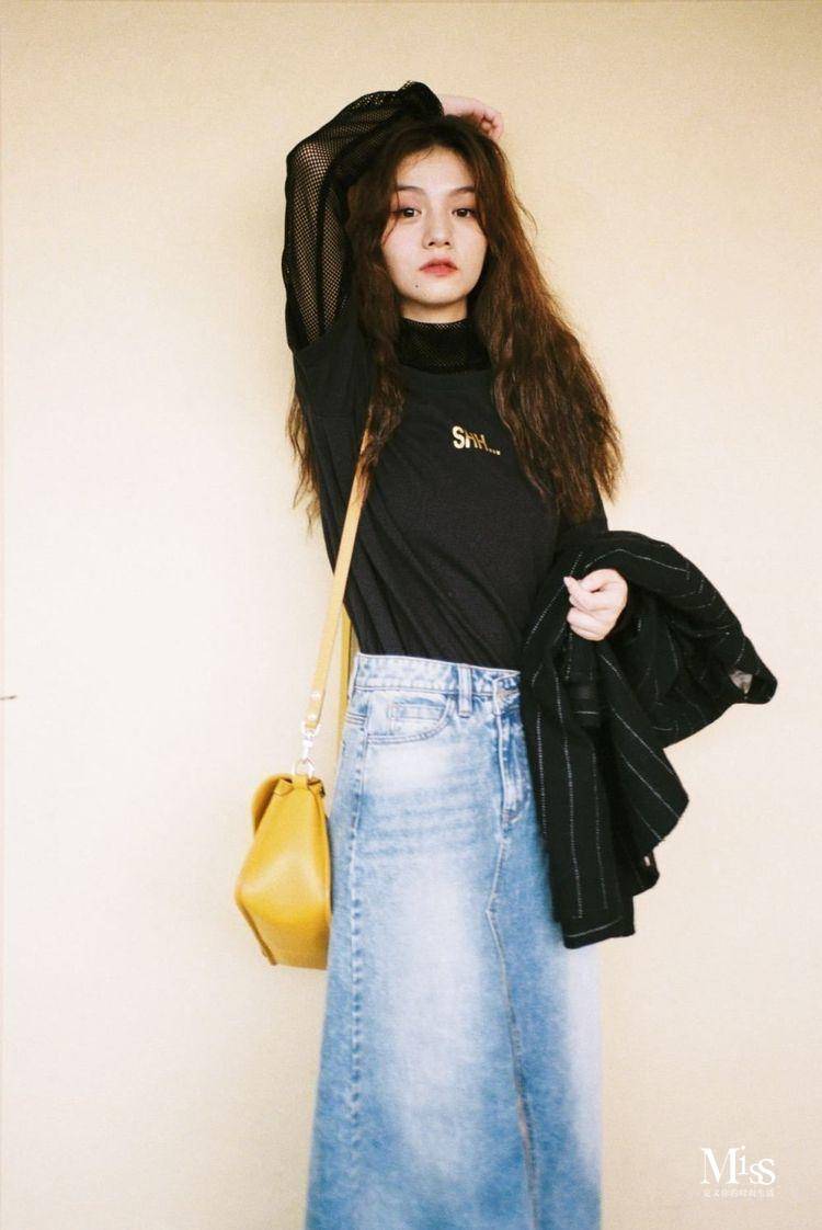 七哥力荐:女人的激吻唇一定要配上海藻卷才是真性感