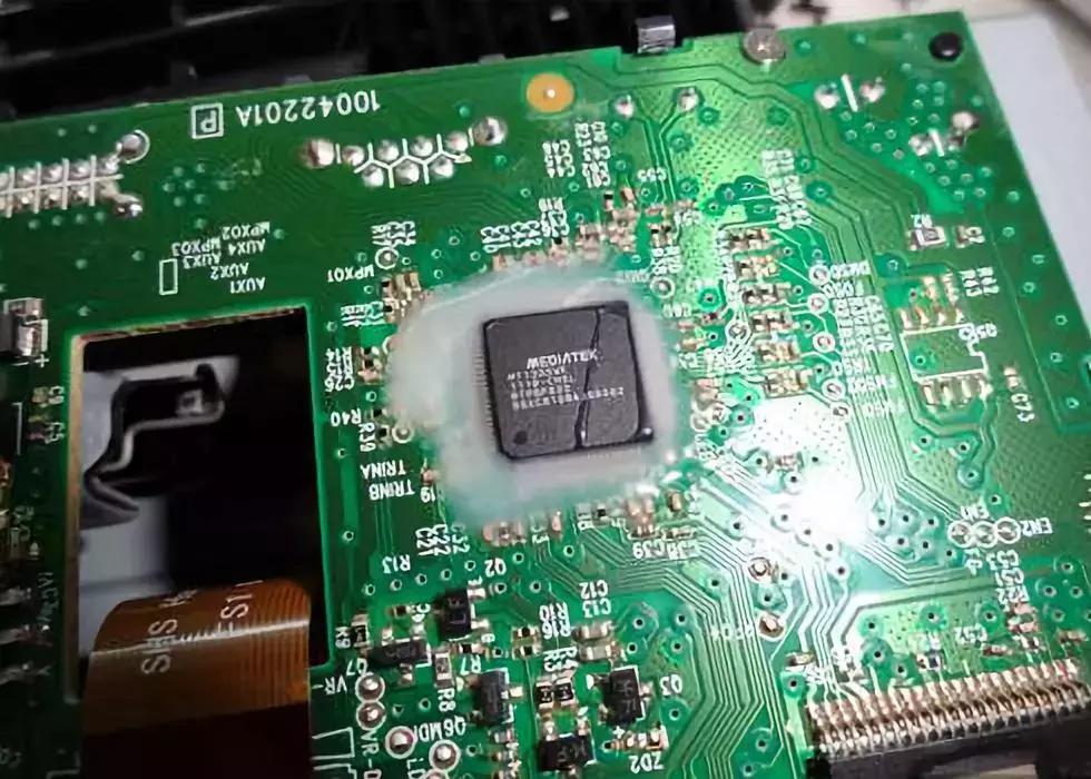 绾㈢櫧鏈哄皬闇哥帇瓒呯骇鐜涗附,灏忛湼鐜嬬孩鐧芥満瓒呯骇鐜涗附鍗″甫