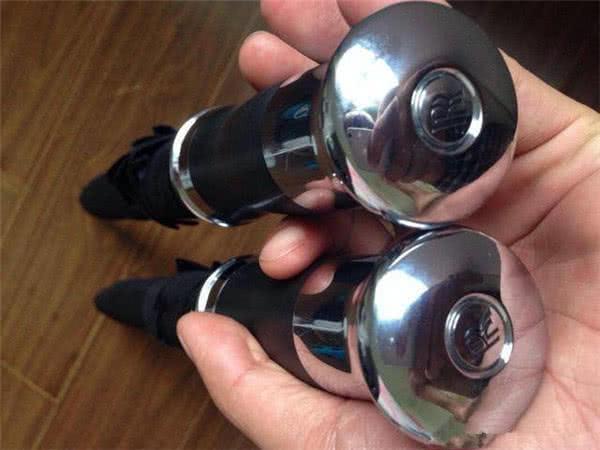 买布加迪送劳斯莱斯,买劳斯莱斯送的东西盘点