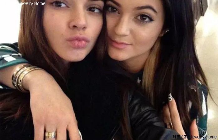 年轻亿万富翁金小妹,22岁金小妹全球最年轻的照片