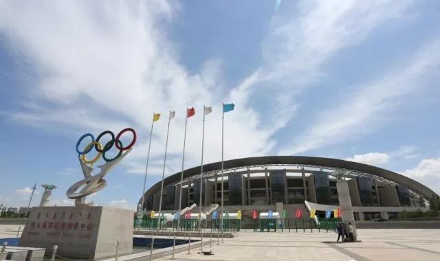 奥体中心托管,奥体中心有哪些功能