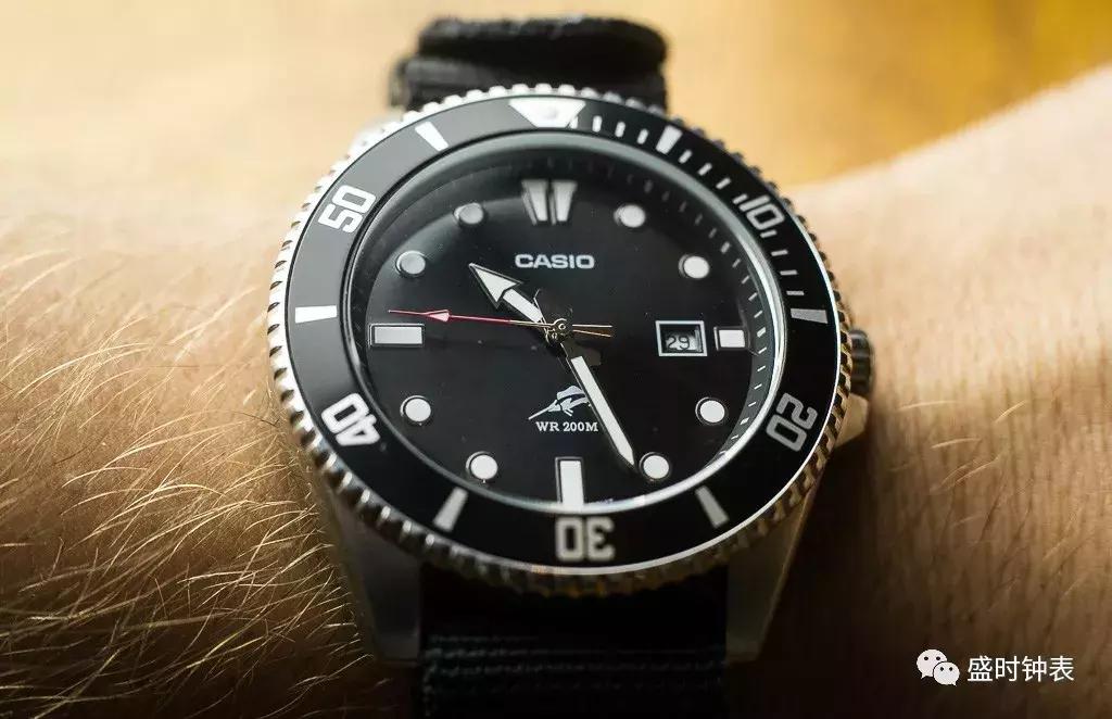 全球首富戴什么表,科学家超级富豪