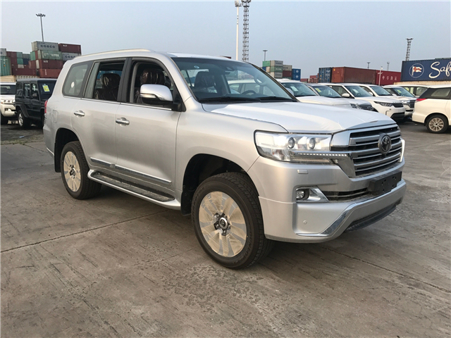 陆地巡洋舰vx-rv8,陆地巡洋舰5.7顶配vxs