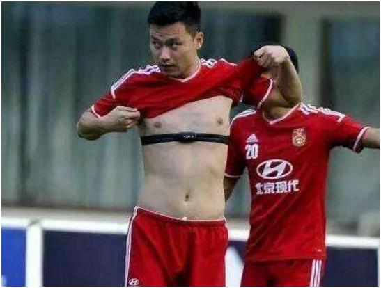 西虹市首富吐槽国足,国足严正声明