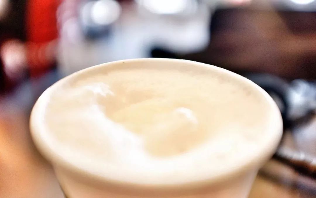 what？！星巴克可以点外卖了？网友：我们就是喜欢在店里拍照啊……