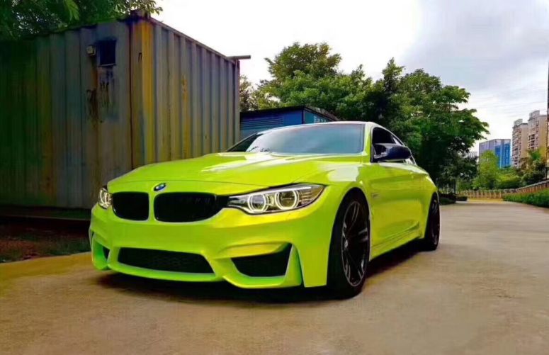 在4s店买的车膜靠谱吗,还在用4s店送的膜吗