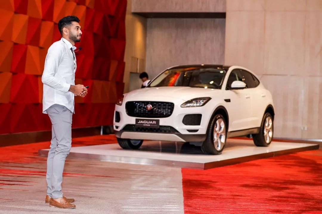 个性十足的小豹子试驾捷豹e-pace,小豹子e-pace