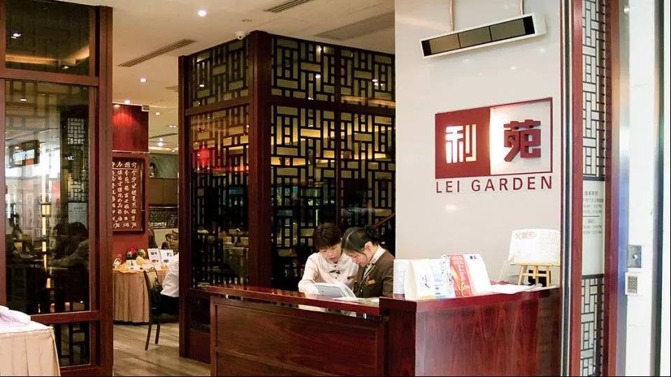 为什么香港很值得去游玩,香港现在还值得去吗