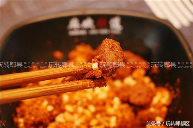 萌翻了！火爆全国的网红“熊熊”锅惊现郫都！快来打卡……