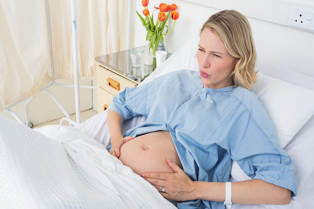 这七类孕妈最易早产,7种孕妇易怀缺陷胎儿