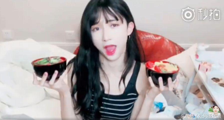 14岁留长发穿女装美过所有女同学……第一批00后已经伪娘了！