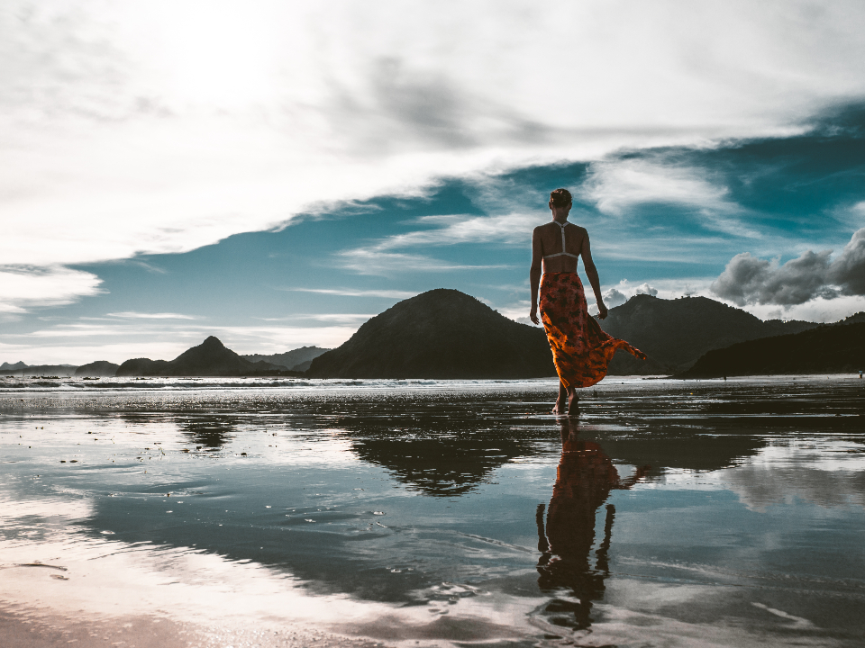 金庸最狠毒的女人排名,金庸武侠女魔头十大排名