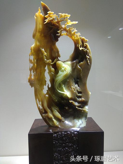 岫岩玉闻名的玉雕,岫岩玉雕巧夺天工