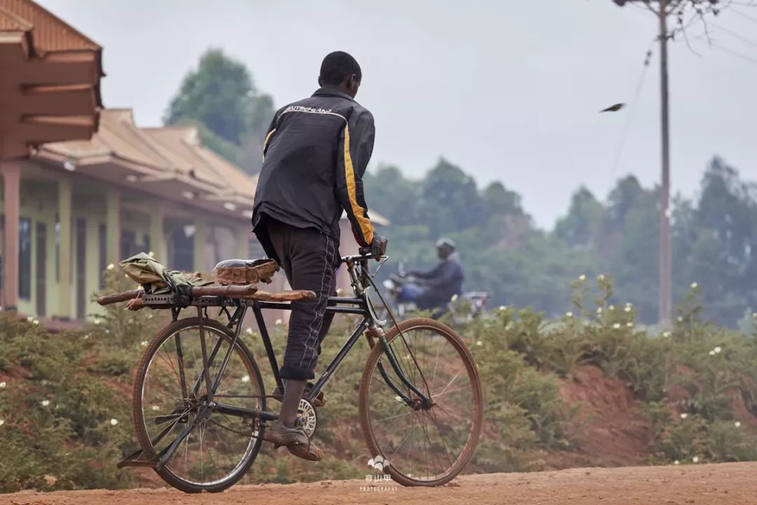 肯尼亚和坦桑尼亚哪个值得去,坦桑尼亚刚刚好之行