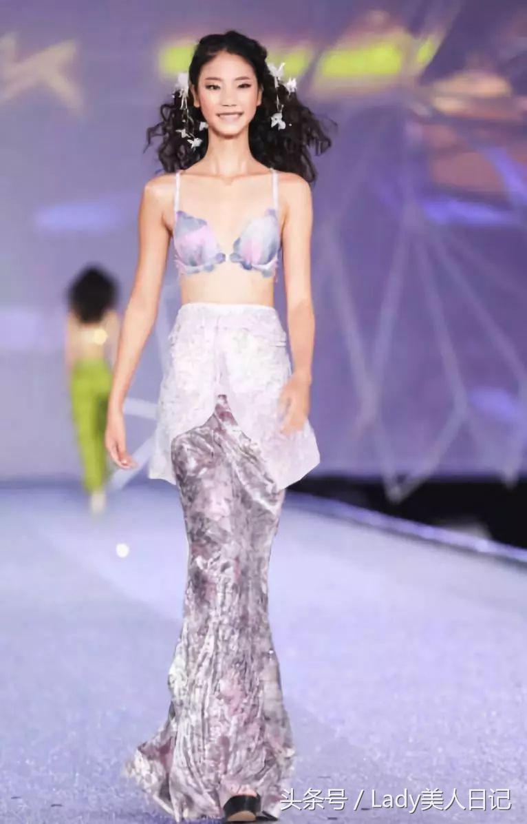 身陷纪凌尘出轨风波的超模王艺，穿搭丝毫没有小三气质，大气独特