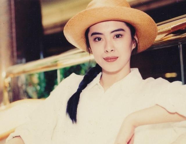 被有钱人占尽便宜的7大女星，许晴上榜，最后一个就像是“玩物”