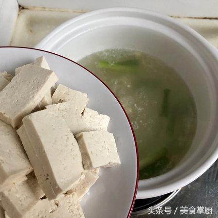 女生来大姨妈饭怎么吃,女生来大姨妈吃什么开胃