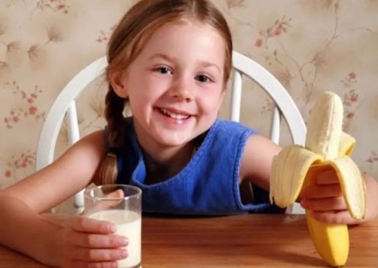 孩子有黑眼圈怎么一次就可以恢复,小孩黑眼圈严重后果图片