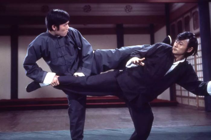 成龙林正英洪金宝元华主演的电影,成龙元彪洪金宝林正英合作的电影