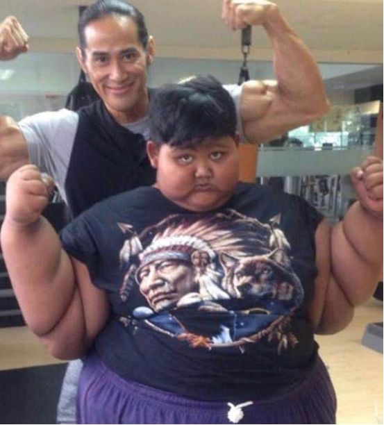 被医生断定只能活十八岁,超励志16岁少年健身1年身体的变化