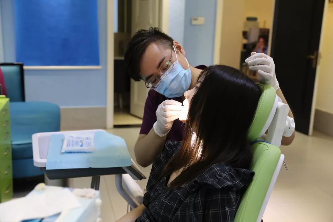 牙长歪了怎么办可以矫正吗,一岁多小孩牙长歪了怎么办