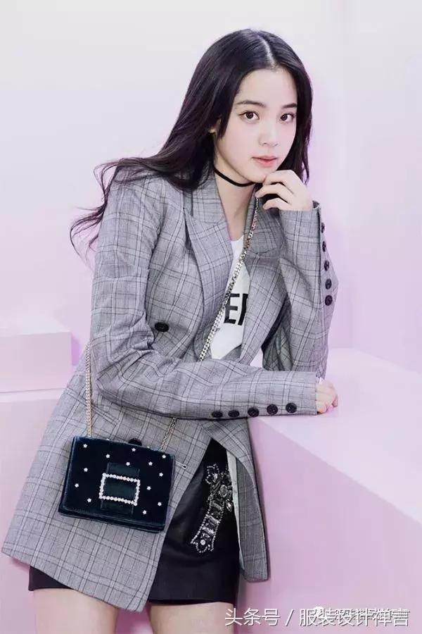 穿衣搭配:少买衣服,多学搭配,简单的基础款搭配就够美!