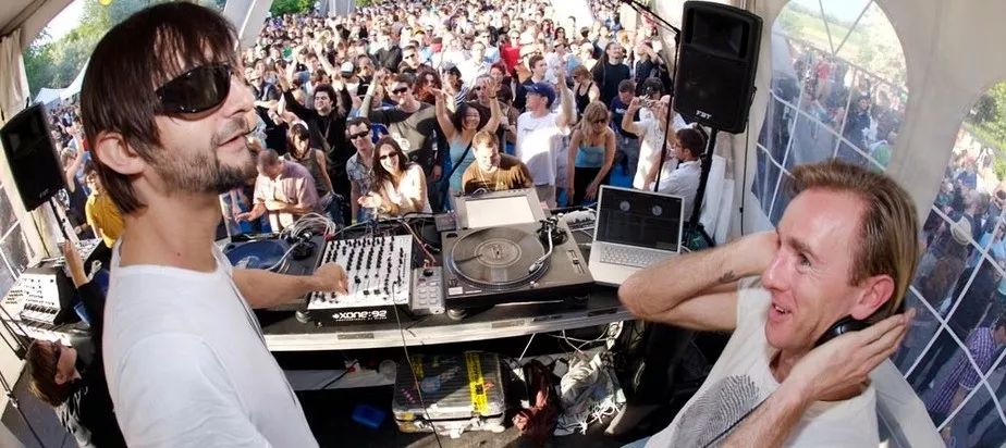 MinimalTechno/Microhouse代表人物之一RicardoVillalobos迎来48岁生日