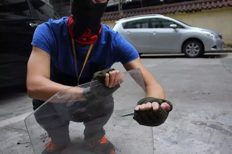 什么样的战术笔能带上飞机火车,带小刀的战术笔能上飞机吗