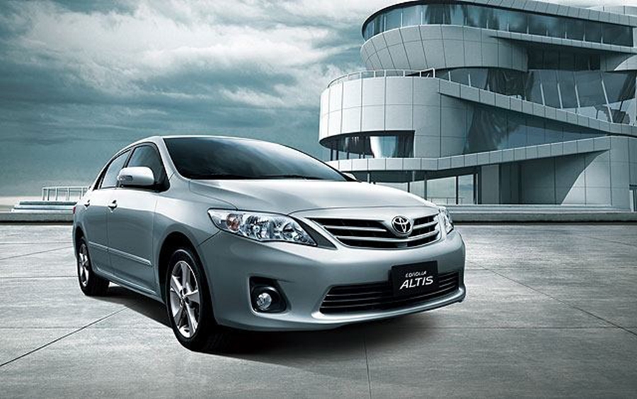 2004年的corolla能卖多少钱,corolla2017年