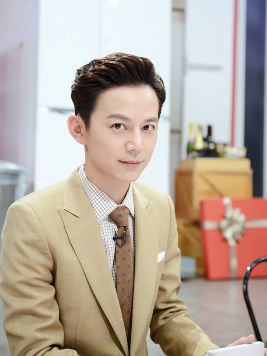 何炅何老师现状,何炅何老师是什么性格的人