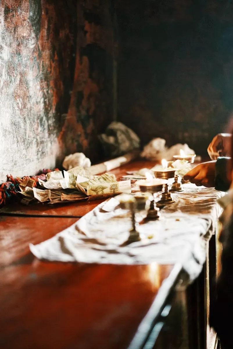 第一次去西藏需要走青藏线吗,第一次去西藏选环线还是阿里