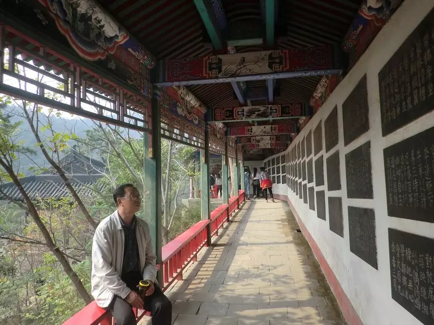 旅游随笔——敢把“情人”葬在身边的皇后