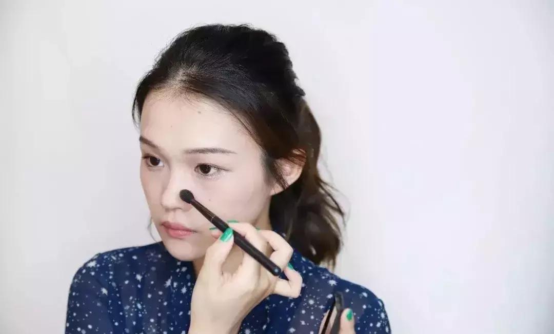 十分钟快速出门的懒人妆,懒人又快又简单出门妆