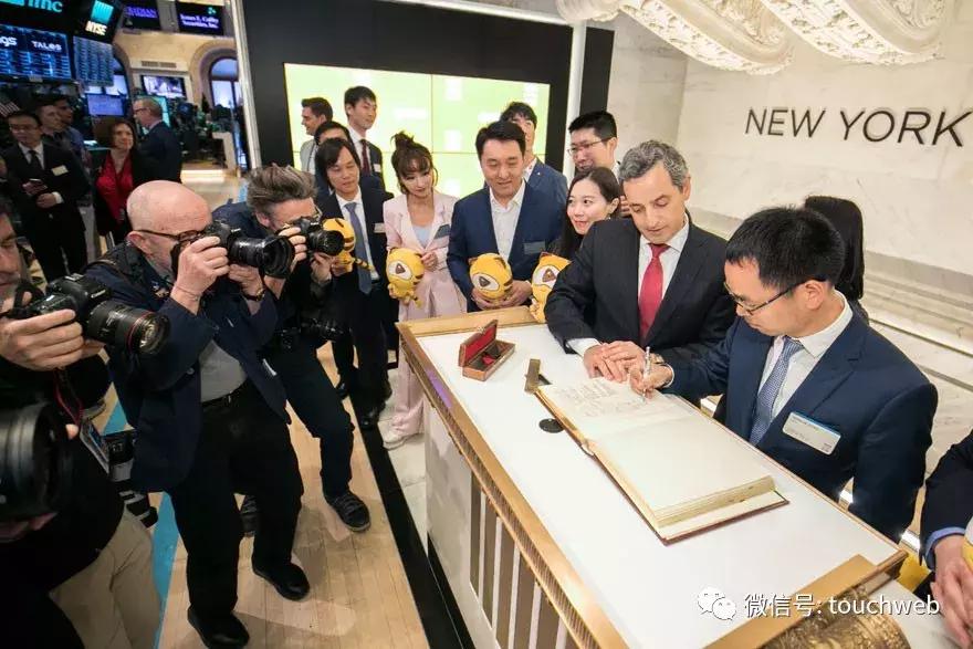 董荣杰和李学凌谁是虎牙老板,董荣杰采访视频