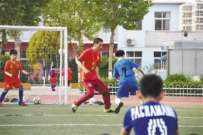 鍠滆瀛︽牎鑾锋壒璇曠偣瀛︽牎,鍥藉浣撹偛鎬诲眬姝ｅ紡鍙戝竷瓒崇悆灏忓皢