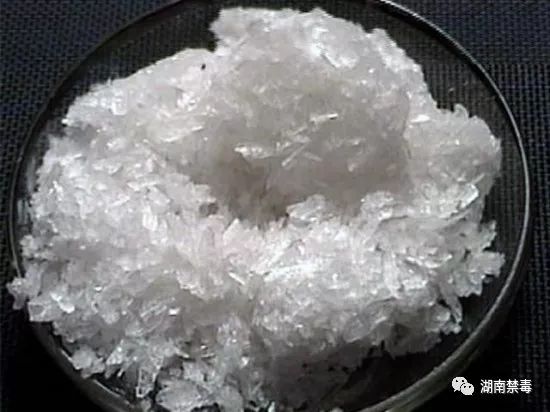 8岁男孩被父亲毒害,8岁男孩毒粥毒死爸妈电影