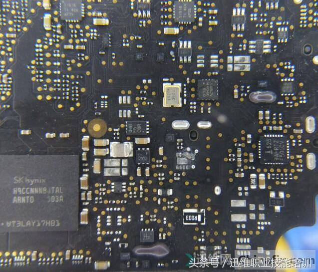 苹果笔记本开机出现问号怎么办,2010苹果笔记本开机出现一个问号