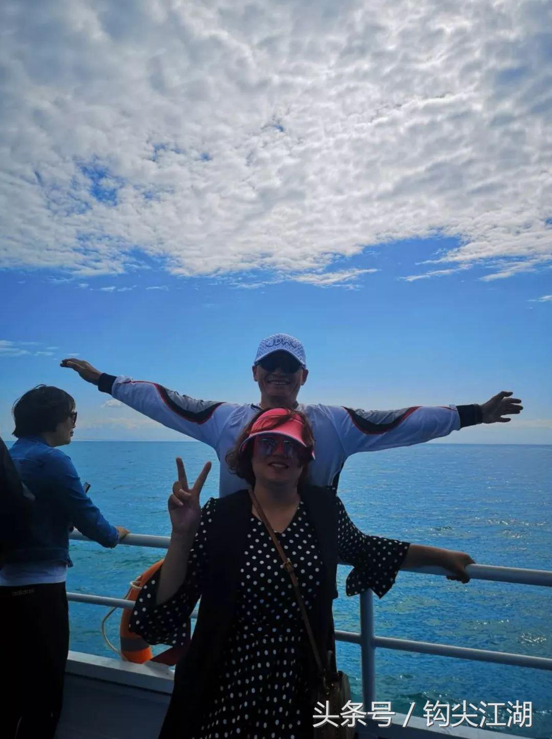 野钓日常钓鱼的乐趣只有钓鱼人懂,和钓友一起看钓鱼经验分享