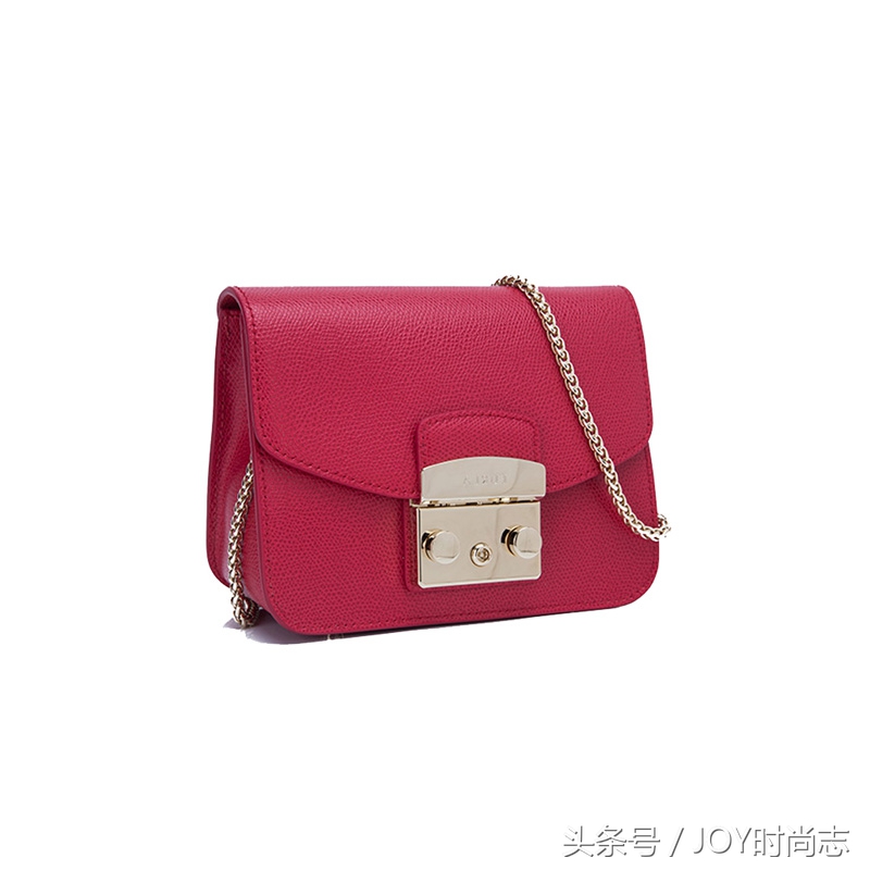 包包玩出新花样,今夏流行包包推荐