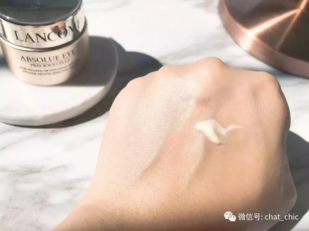 出现第一条鱼尾纹该怎么预防,鱼尾纹是怎么来的