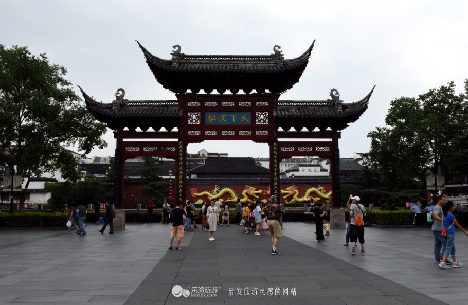 夫子庙来历和古今的变迁,南京著名的景点夫子庙江南古都